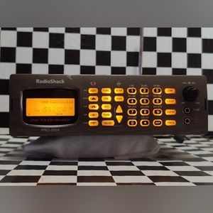 Radio Shack Pro-2054 300 Channel Analog Base Scanner